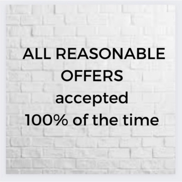 Old Navy women’s‎ long sleeve white T-Shirt - Picture 3 of 14